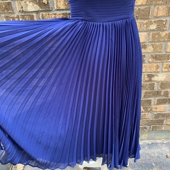 FAME AND PARTNERS Midi Knee Dress Pleated Chiffon Dark Blue 4 Cocktail Formal - Picture 5 of 7